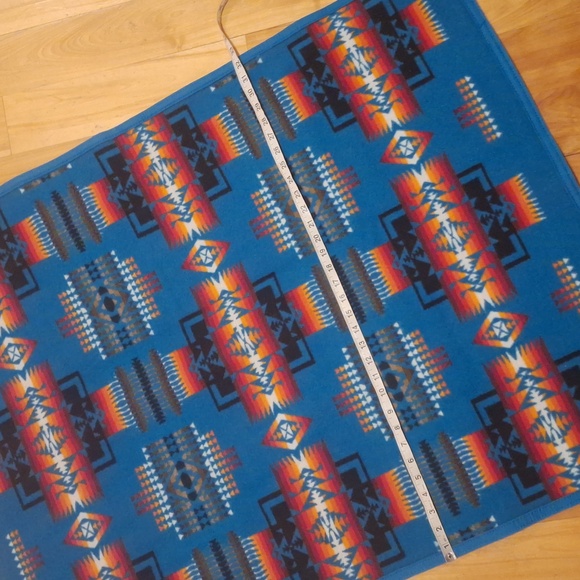 RARE Pendleton Beaver State robes and shawls Aztec wool blanket 43x32.5" - Picture 4 of 5